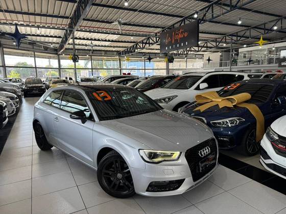 AUDI A3 1.8 TFSI SPORTBACK 16V 180CV GASOLINA 2P AUTOMÁTICO AUDI A3 1.8 TFSI SPORTBACK 16V 180CV GASOLINA 2P AUTOMÁTICO